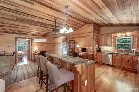 333 Martins Trail Scaly Mountain NC 28775