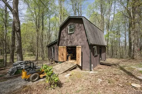 333 Martins Trail Scaly Mountain NC 28775
