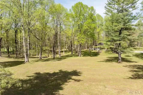 333 Martins Trail Scaly Mountain NC 28775