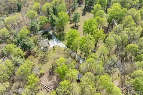 333 Martins Trail Scaly Mountain NC 28775