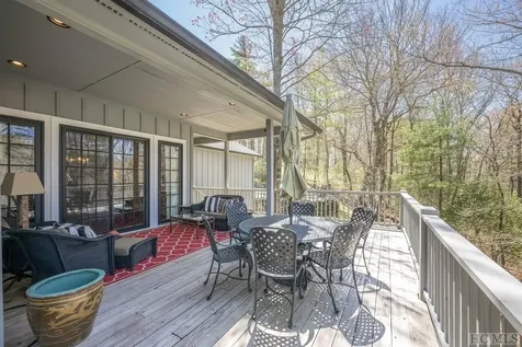 213 Woods Summit Lane Cashiers NC 28717