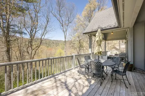 213 Woods Summit Lane Cashiers NC 28717