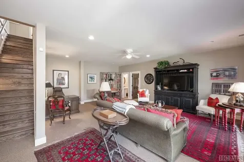 213 Woods Summit Lane Cashiers NC 28717