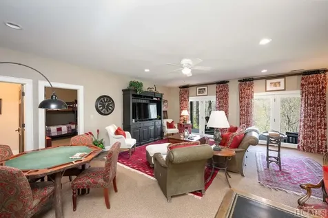213 Woods Summit Lane Cashiers NC 28717
