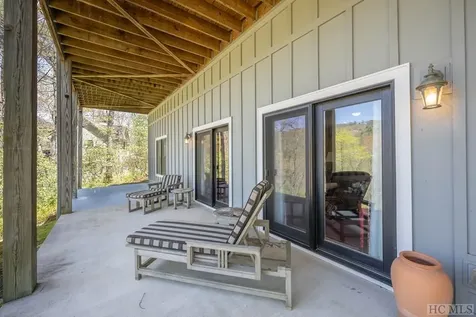 213 Woods Summit Lane Cashiers NC 28717