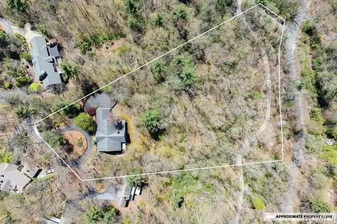 213 Woods Summit Lane Cashiers NC 28717