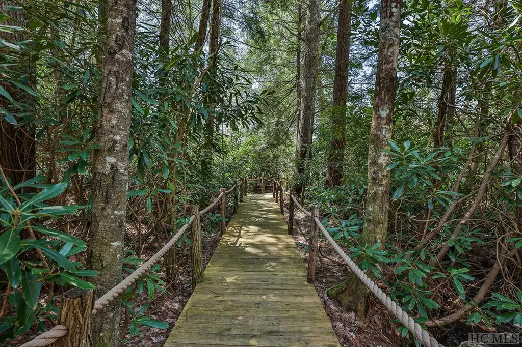 Lot 34 Streamside Lane Highlands NC 28741