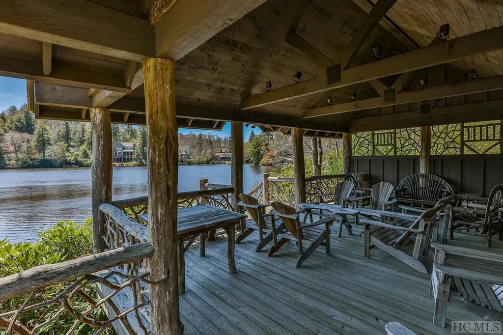 Lot 34 Streamside Lane Highlands NC 28741