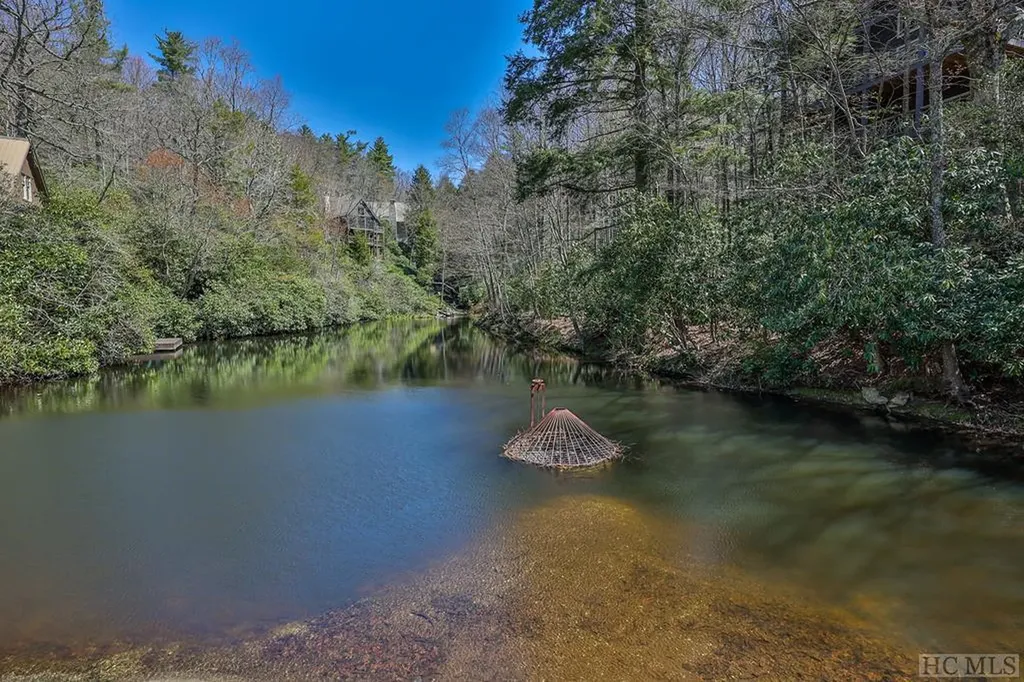 Lot 34 Streamside Lane Highlands NC 28741