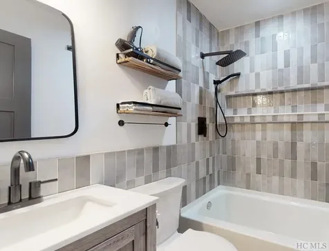 79 Azalea Court Sapphire NC 28774