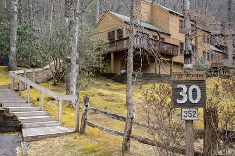 352 Wild Game Trail Sapphire NC 28774