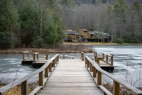 352 Wild Game Trail Sapphire NC 28774