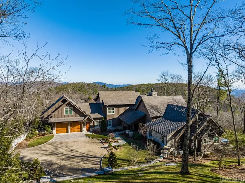 320 Little Creek Road Highlands NC 28741