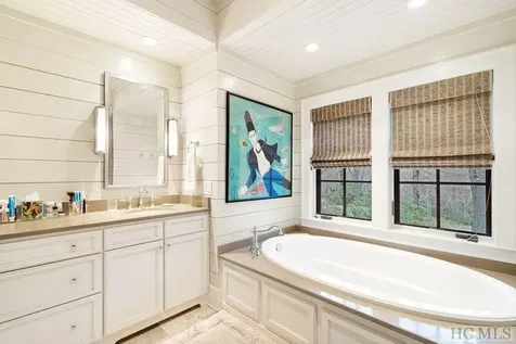57 Great Meadow Trail Sapphire NC 28774