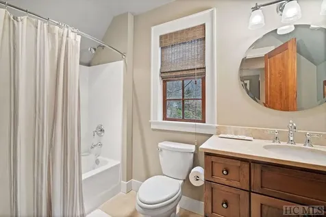 57 Great Meadow Trail Sapphire NC 28774