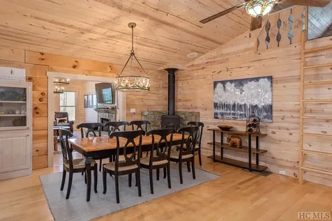 67 Fallen Leaf Lane Highlands NC 28741