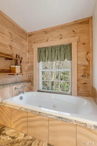 67 Fallen Leaf Lane Highlands NC 28741