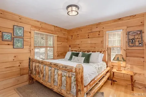 67 Fallen Leaf Lane Highlands NC 28741