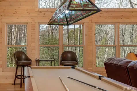 67 Fallen Leaf Lane Highlands NC 28741
