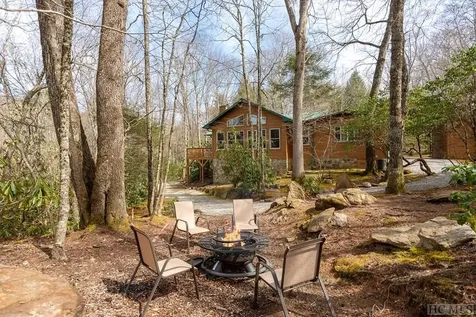 67 Fallen Leaf Lane Highlands NC 28741