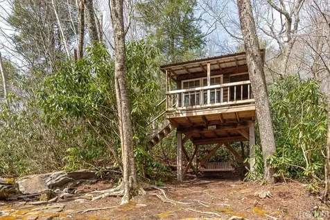 67 Fallen Leaf Lane Highlands NC 28741