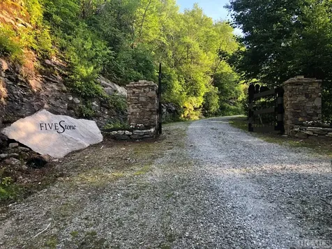Lot 1 Trussing Terrace Sapphire NC 28774