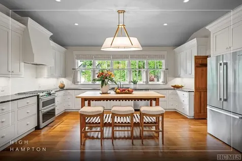 431 Flagstone Road Cashiers NC 28717