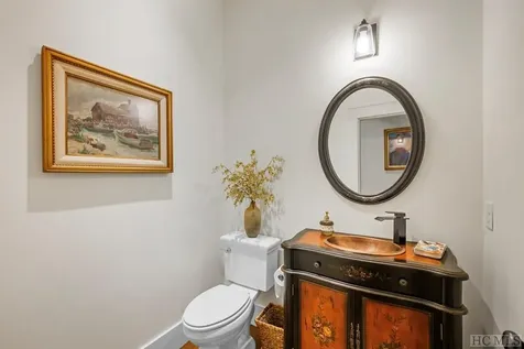 431 Flagstone Road Cashiers NC 28717