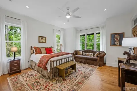 431 Flagstone Road Cashiers NC 28717