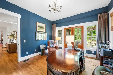 431 Flagstone Road Cashiers NC 28717