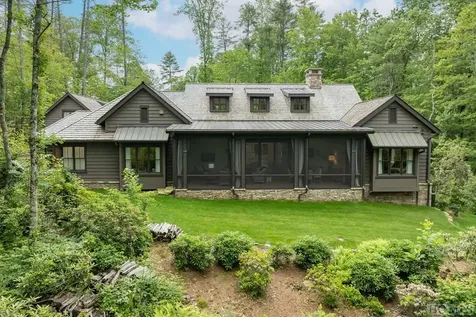 431 Flagstone Road Cashiers NC 28717