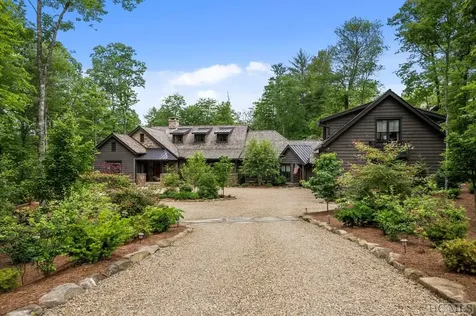 431 Flagstone Road Cashiers NC 28717