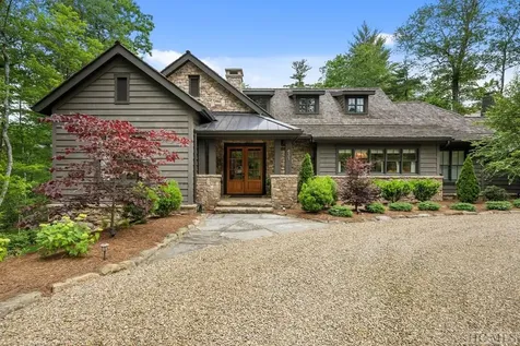 431 Flagstone Road Cashiers NC 28717