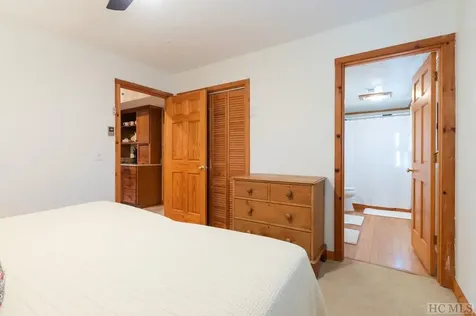 183 Blue Stone Trail Glenville NC 28736