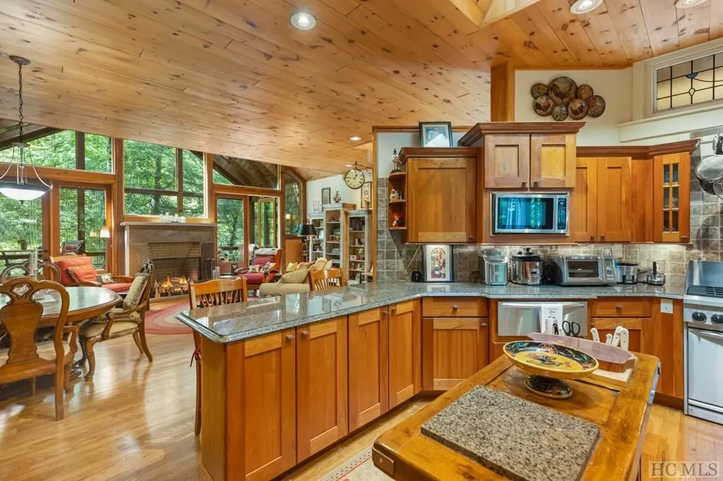 1958 Cullasaja Club Drive Highlands NC 28741
