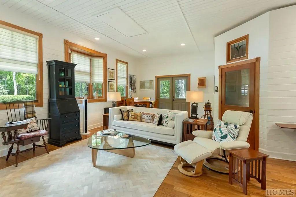 1958 Cullasaja Club Drive Highlands NC 28741