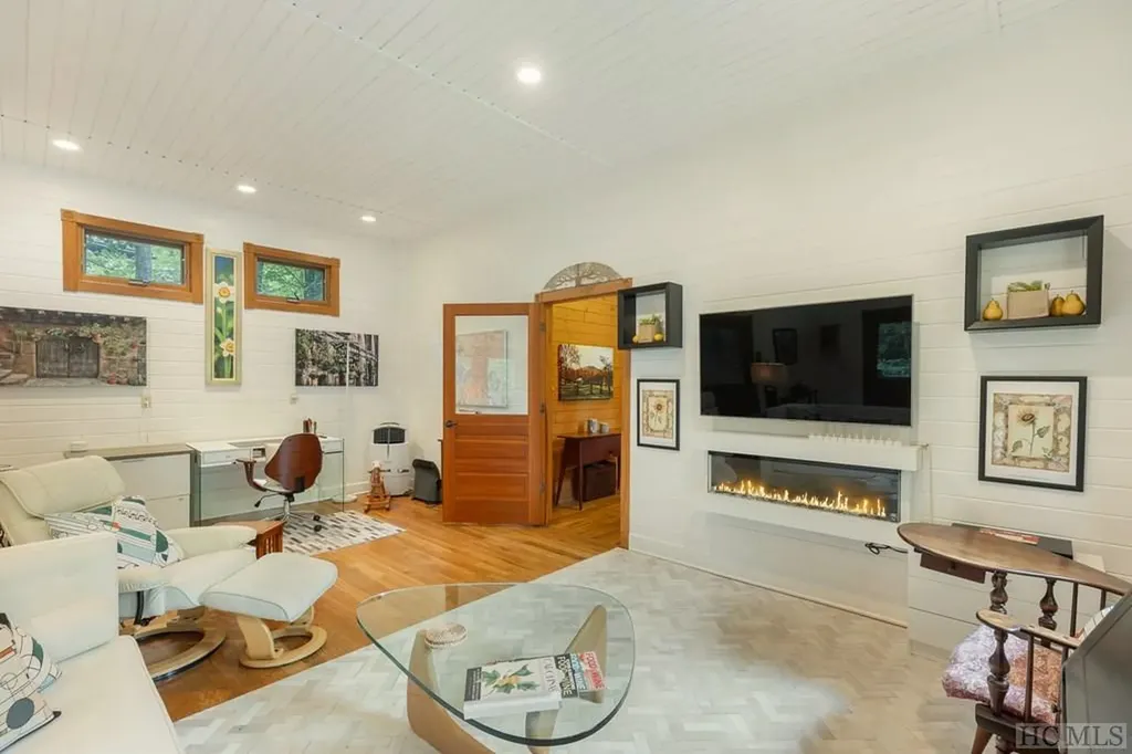 1958 Cullasaja Club Drive Highlands NC 28741