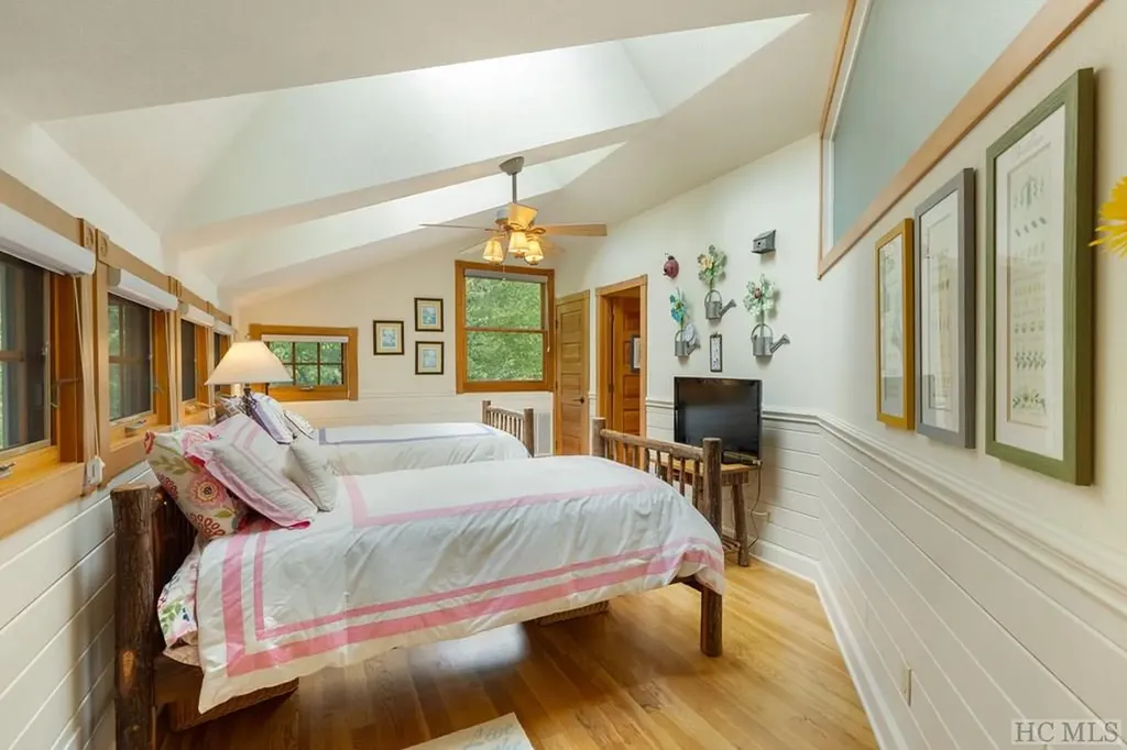 1958 Cullasaja Club Drive Highlands NC 28741