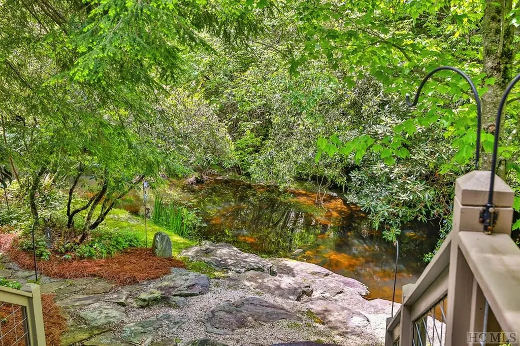 1958 Cullasaja Club Drive Highlands NC 28741