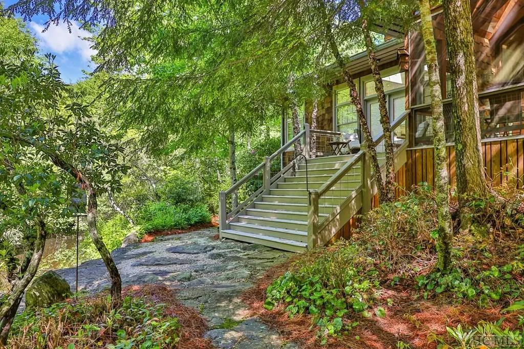 1958 Cullasaja Club Drive Highlands NC 28741