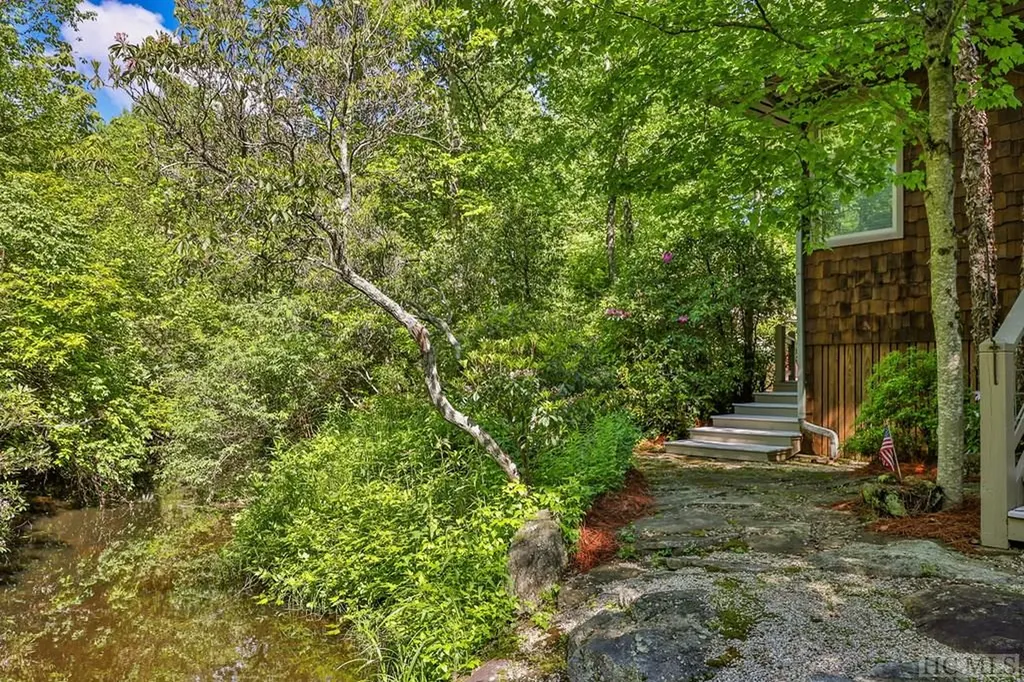 1958 Cullasaja Club Drive Highlands NC 28741
