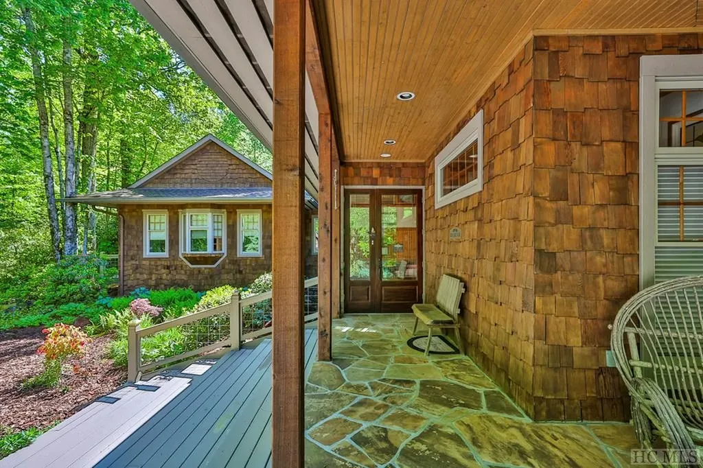 1958 Cullasaja Club Drive Highlands NC 28741