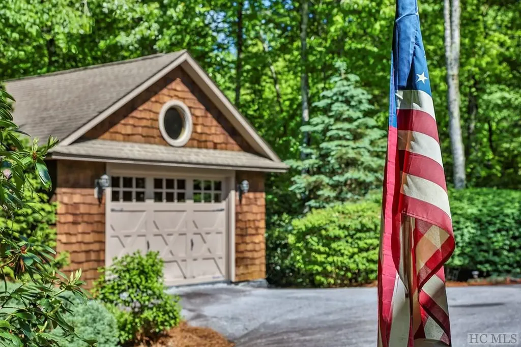 1958 Cullasaja Club Drive Highlands NC 28741