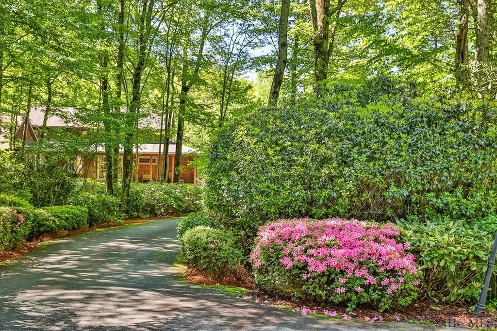 1958 Cullasaja Club Drive Highlands NC 28741