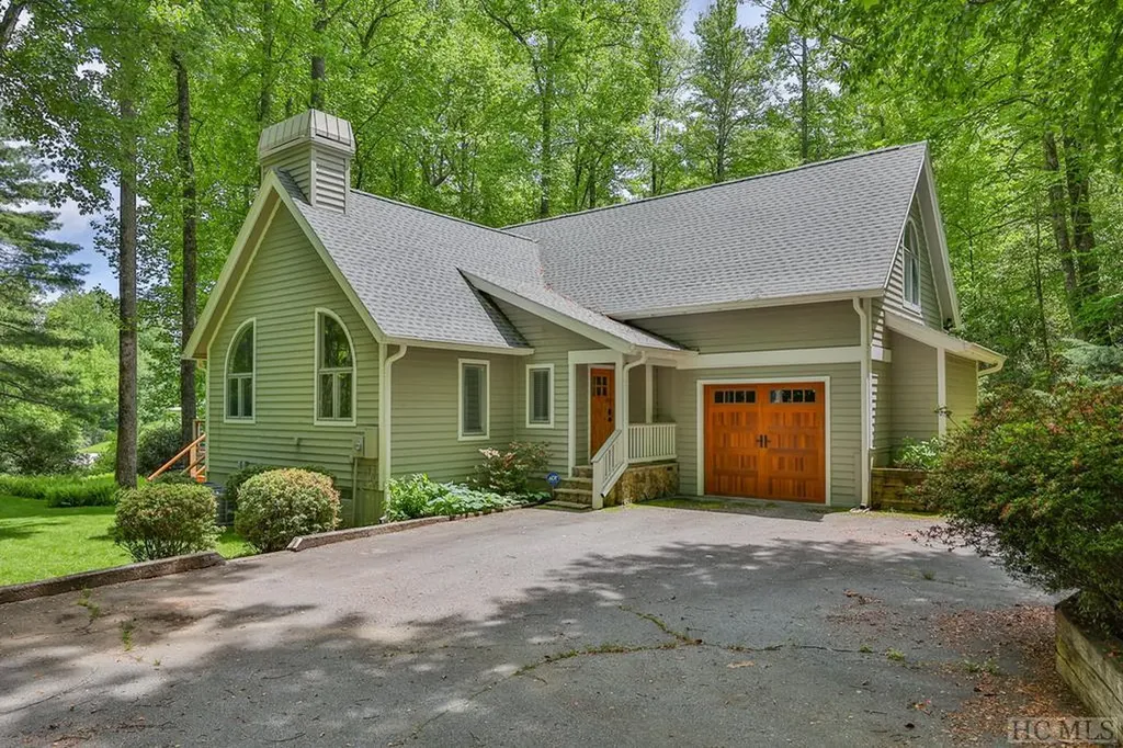 170 Mossy Rock Road Sapphire NC 28774