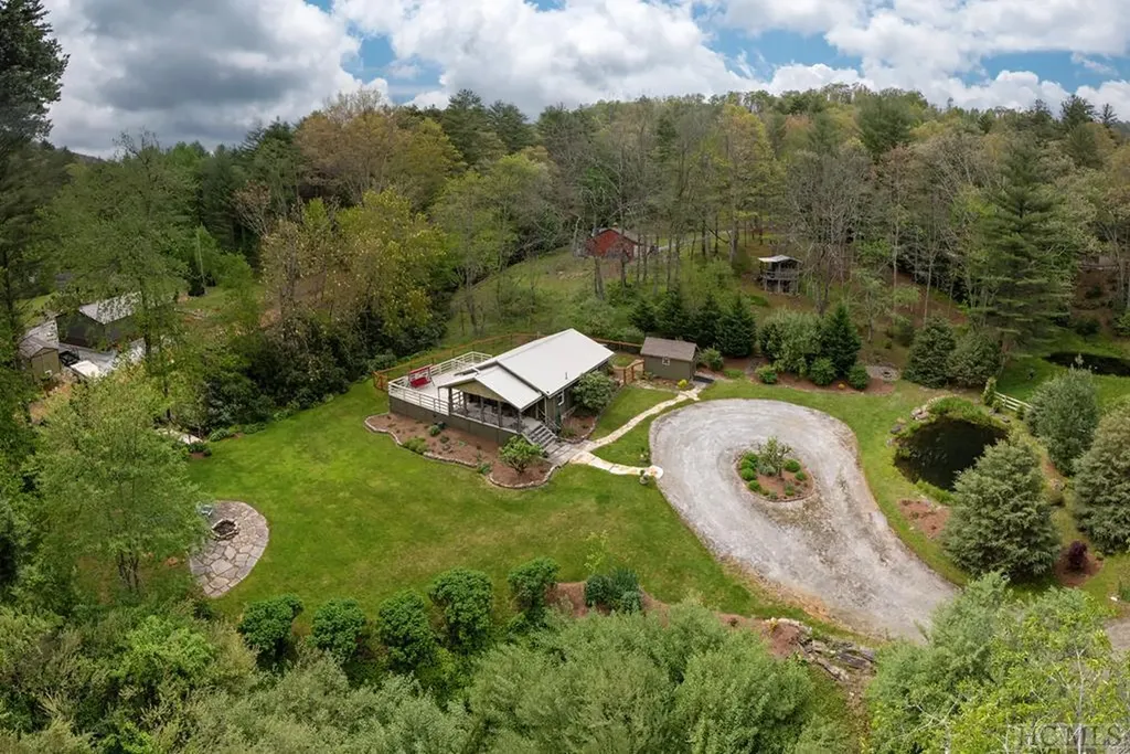 59 Smoky Ridge Road Cullowhee NC 28723