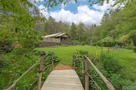 59 Smoky Ridge Cullowhee NC 28723