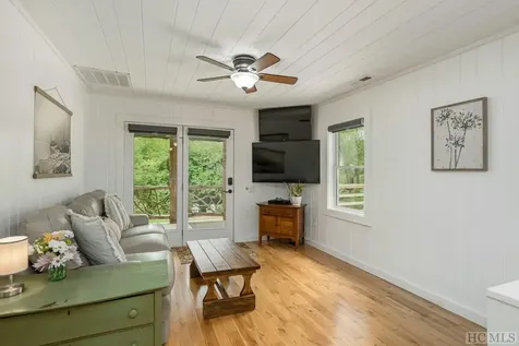 59 Smoky Ridge Cullowhee NC 28723