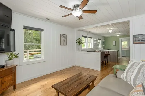 59 Smoky Ridge Cullowhee NC 28723