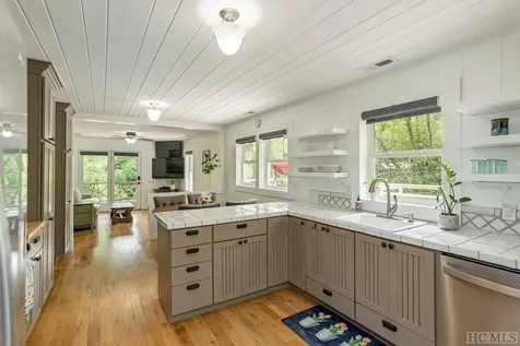 59 Smoky Ridge Cullowhee NC 28723